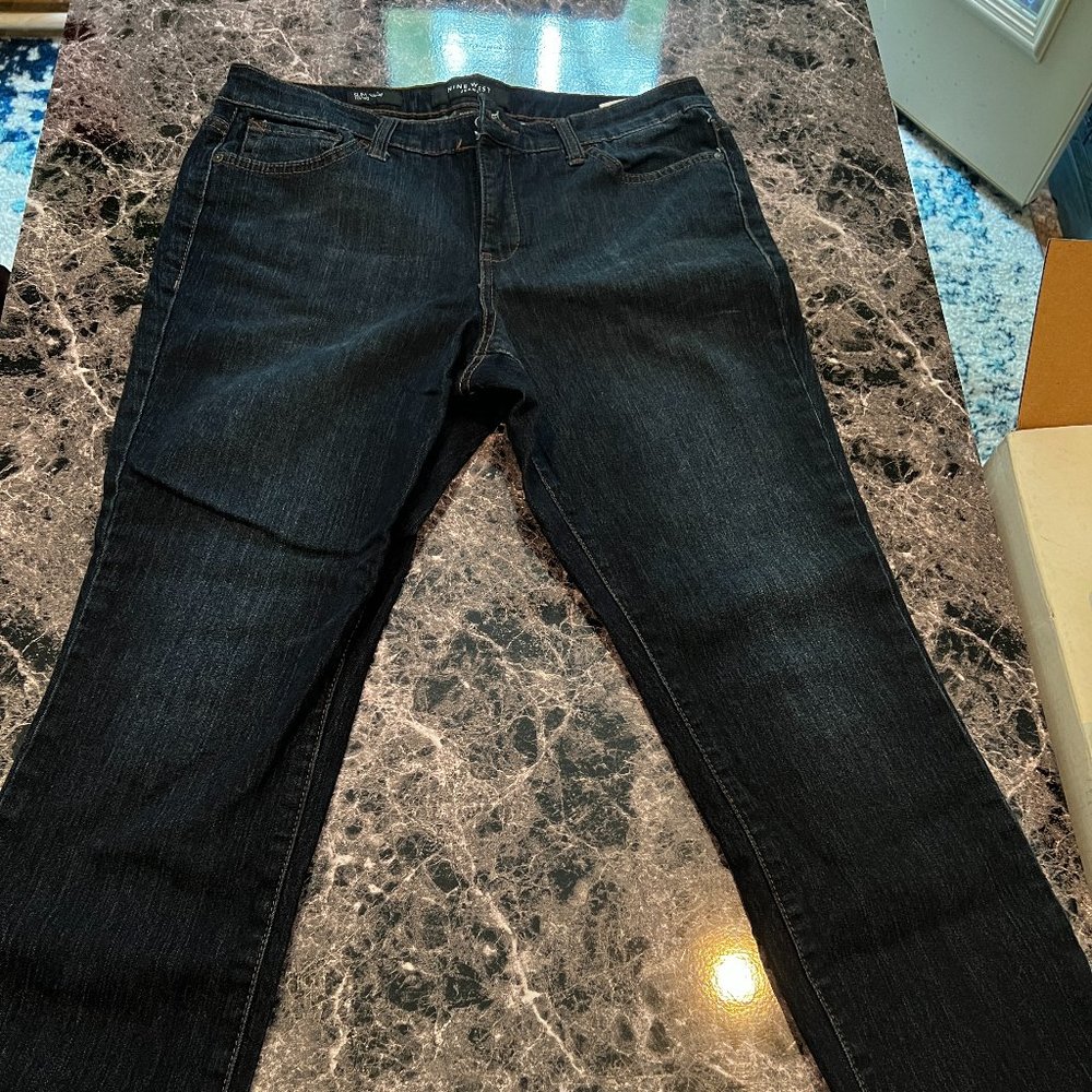 Nine West Jeans Slim Crop *Worn once* Size 10